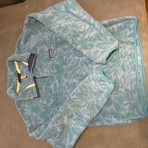 Patagonia (Medium) Teal/Lavender Snap Pullover